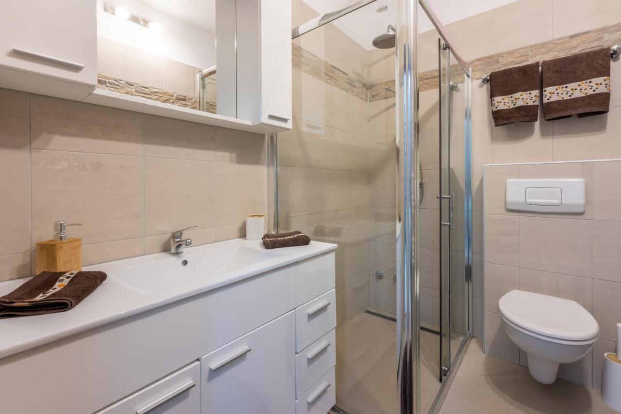 Apartmani Anita Драмал Екстериор снимка