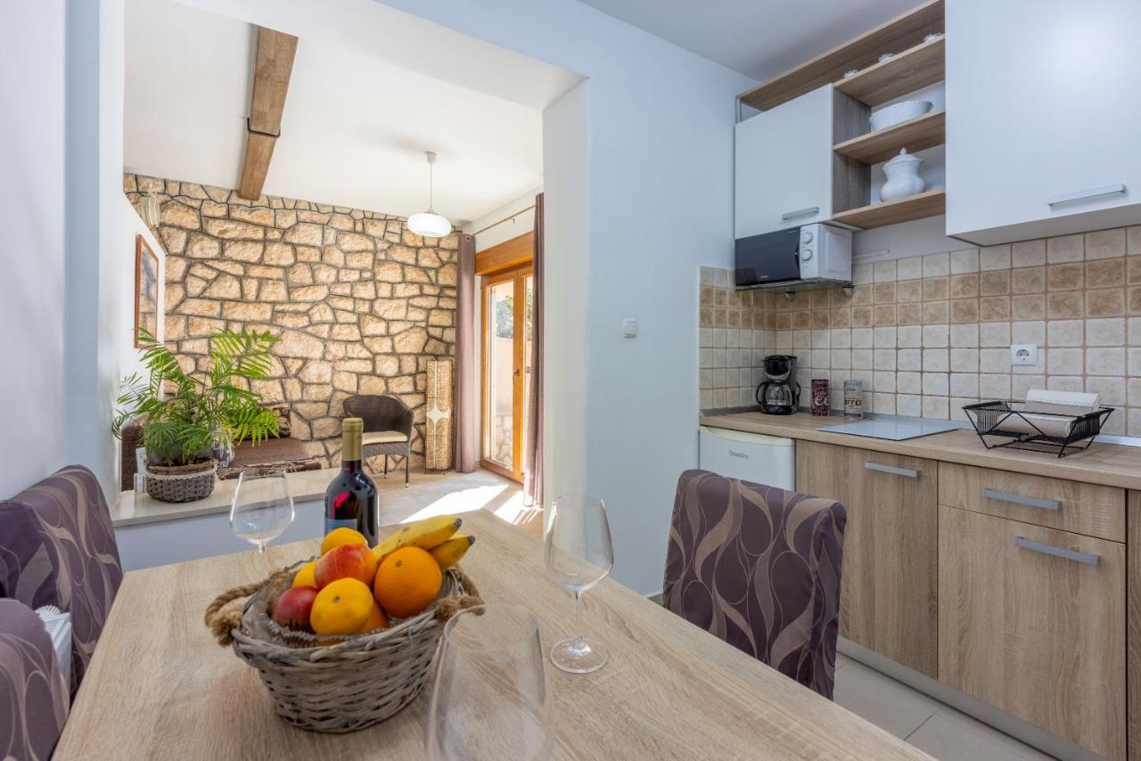 Apartmani Anita Драмал Екстериор снимка